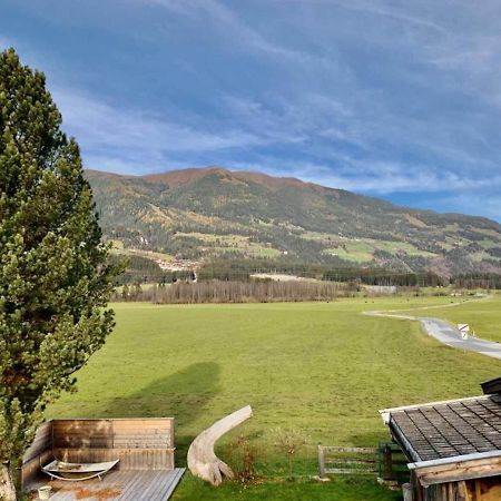 Comfortable Apartment In Salzburger Land Neukirchen am Grossvenediger Luaran gambar