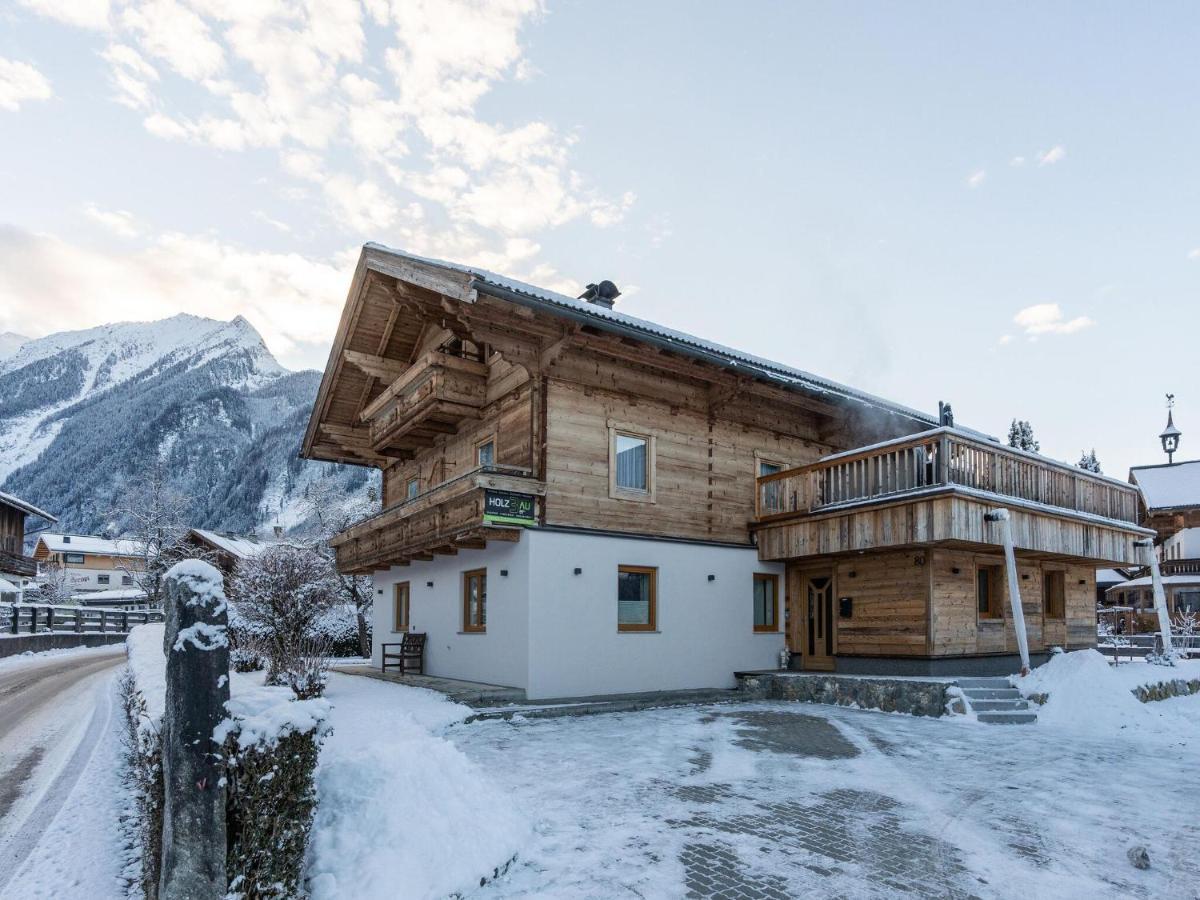 Comfortable Apartment In Salzburger Land Neukirchen am Grossvenediger Luaran gambar